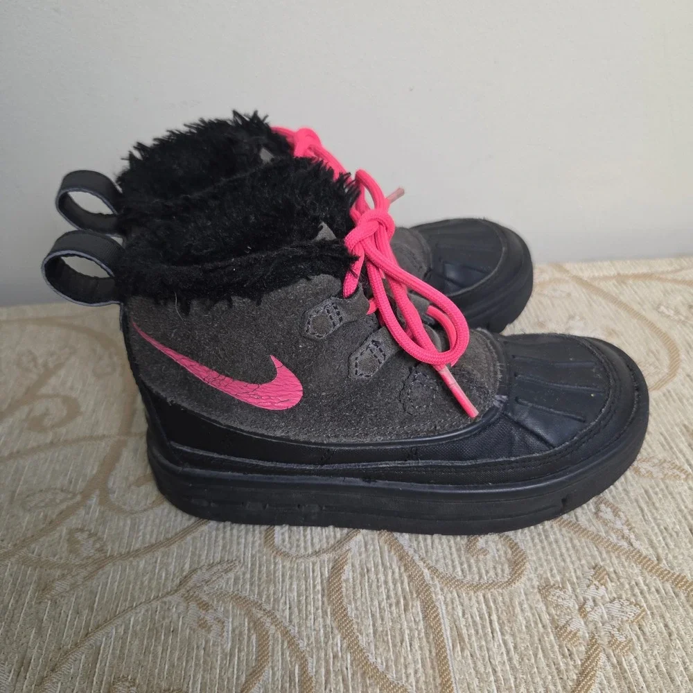 Nike woodside high